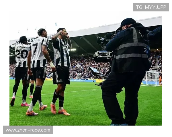 帕奎塔世界波绍切克锁定胜局，西汉姆3-1逆转纽卡斯尔